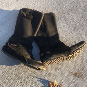 Merrell Womens Black Waterproof Boots US 8